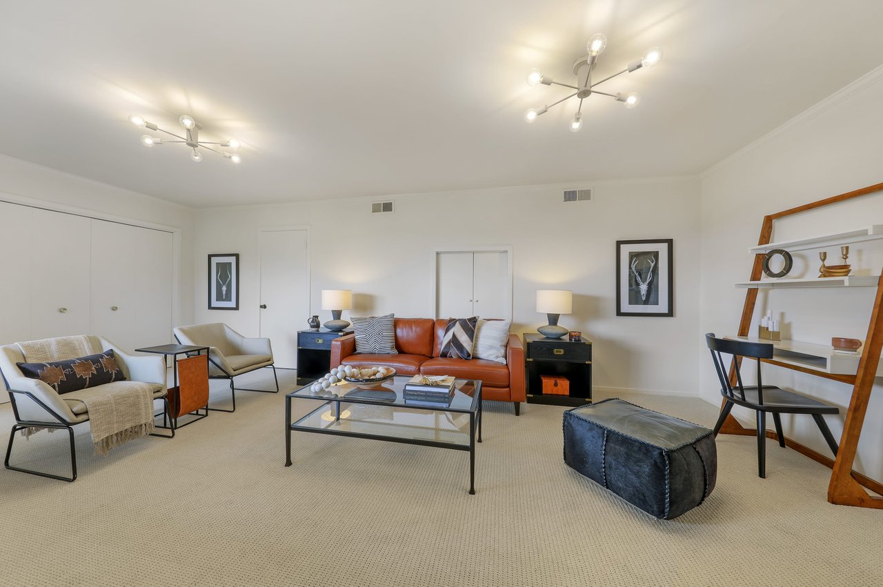 Rare Opportunity on Belvedere Island