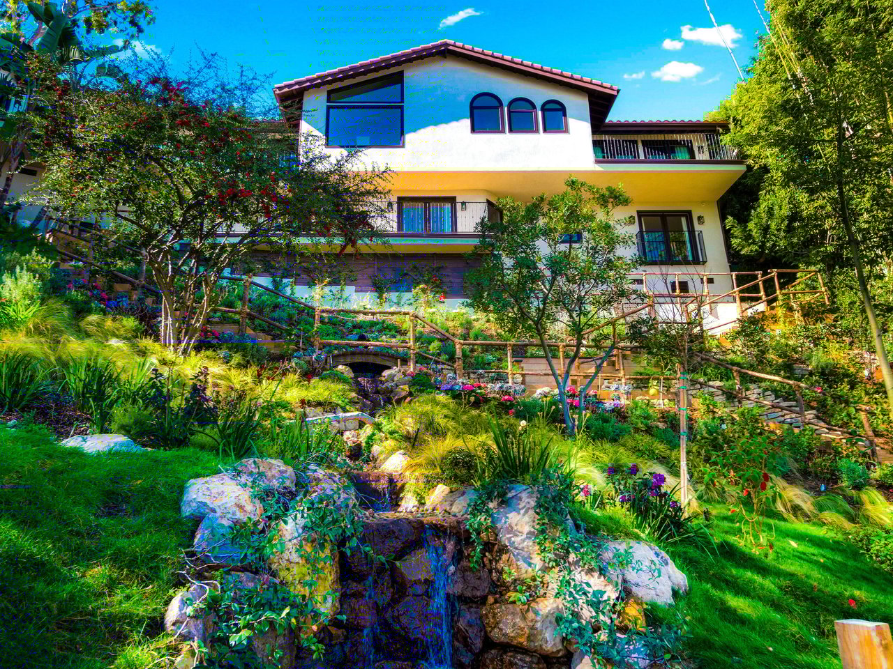2210 Jeffersonia Way