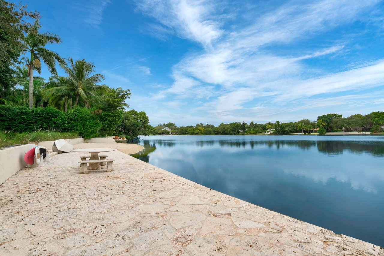 Hammock Lakes Waterfront