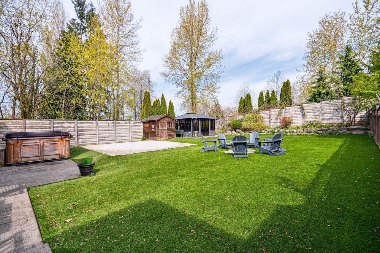 20307 98a Ave