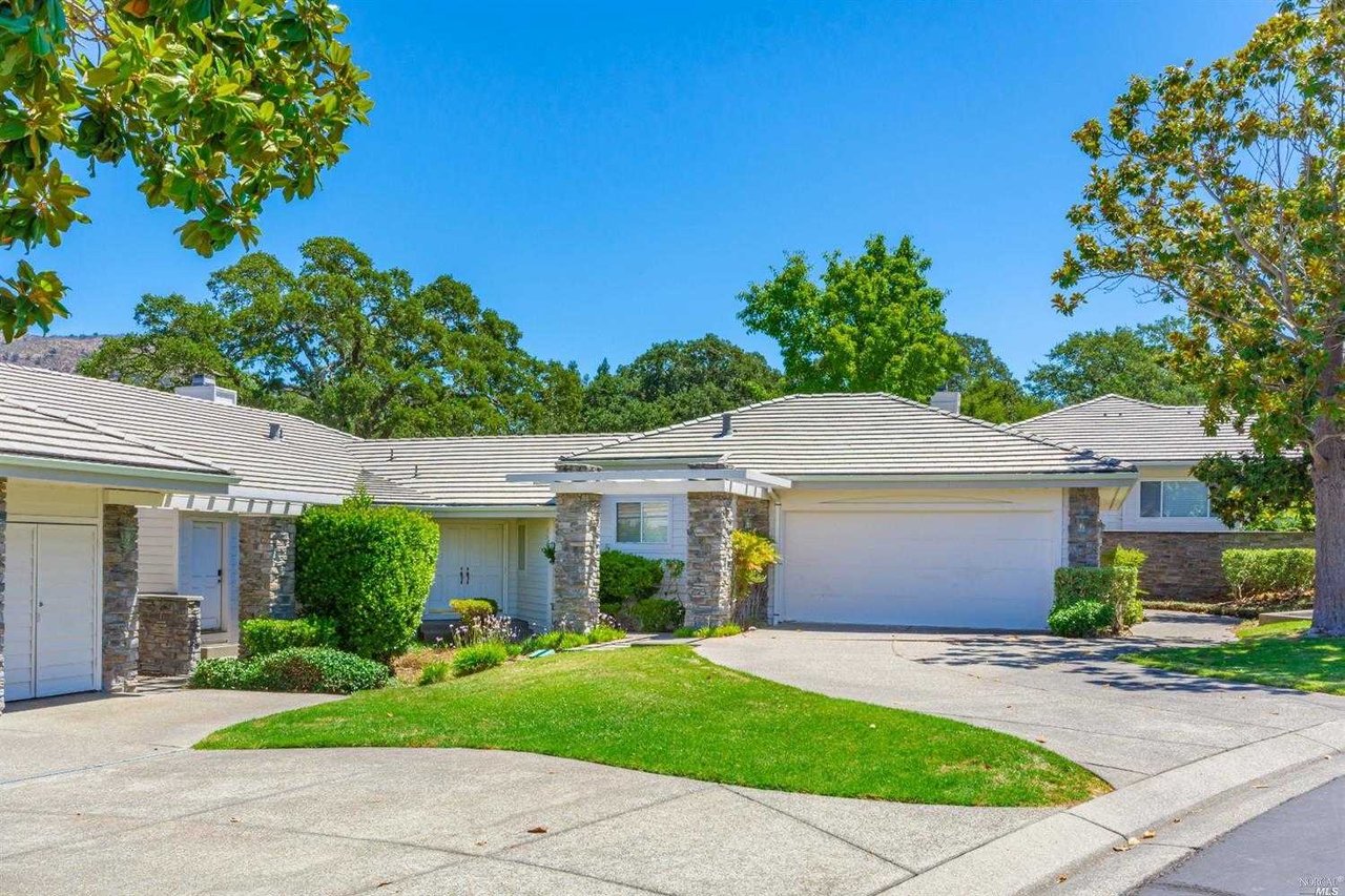 936 Augusta Circle