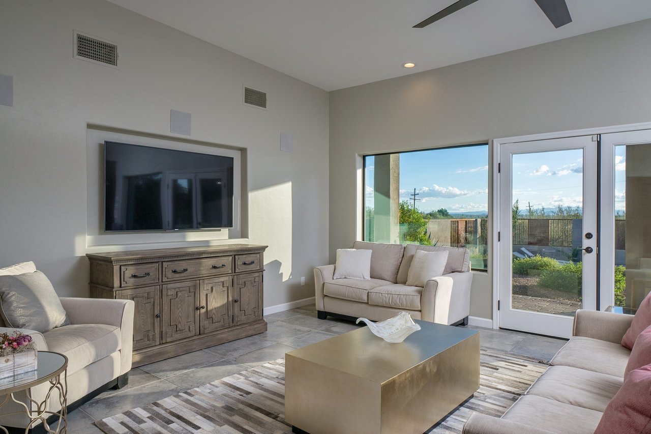 Located in the Desirable Flecha Caida Community