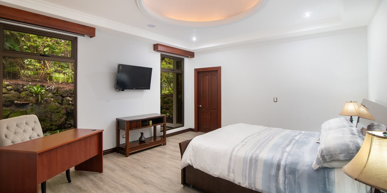 Contemporary Garden Home, Heredia