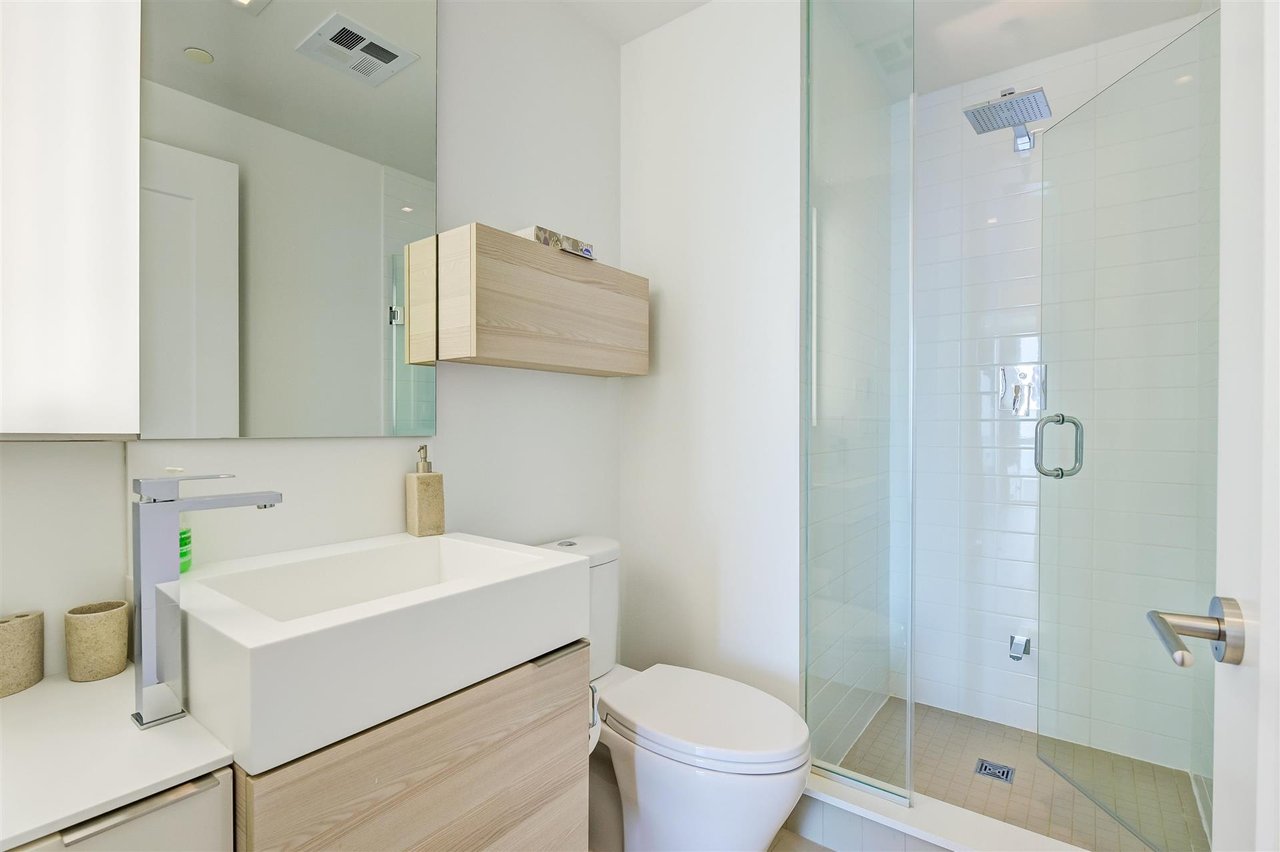 #4607 - 88 Scott St