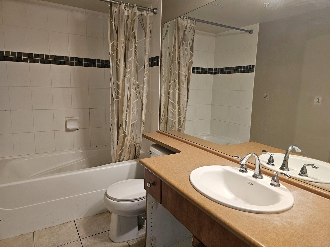 427-40437 Tantalus Rd