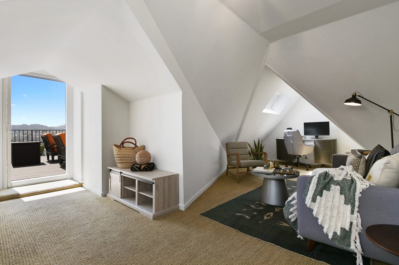 Two - Level Pacific Heights Penthouse