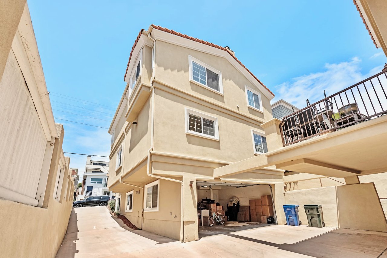 1042 7th Street