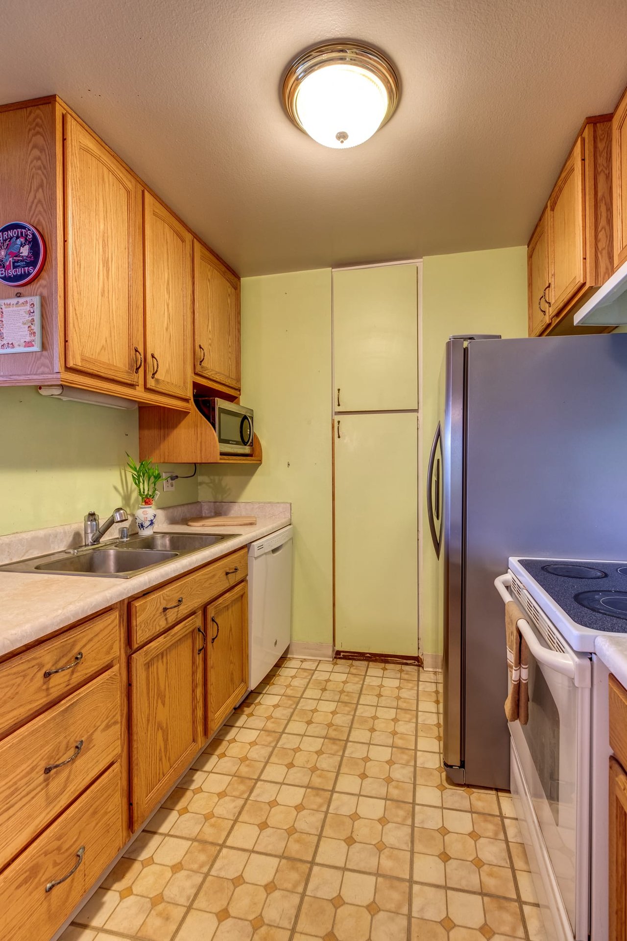 7765 W 91st Street Unit F3114
