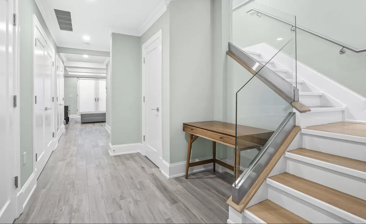 227 East 67th Street, Apt M-2