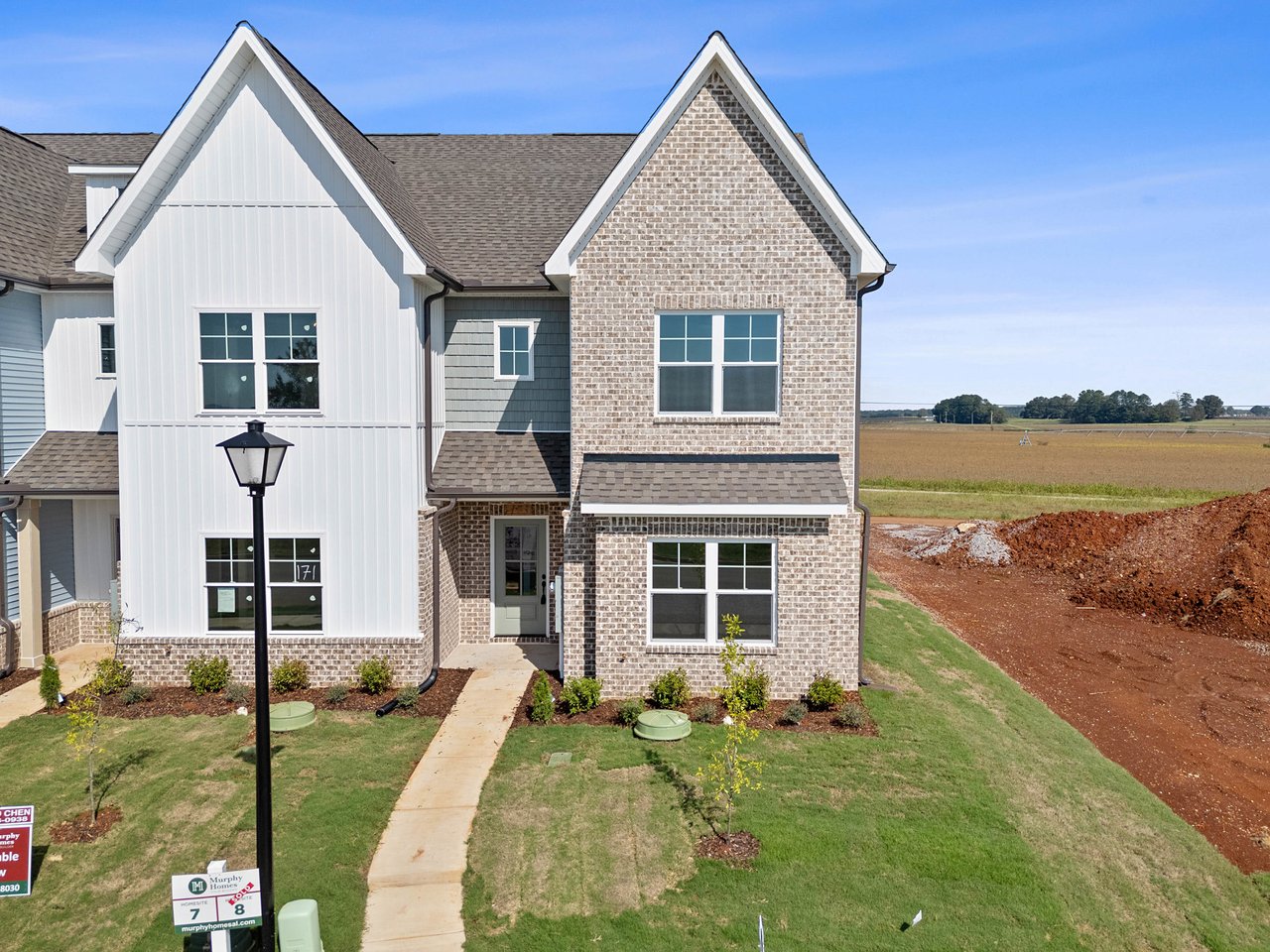 BEAUTIFUL TOWNHOME