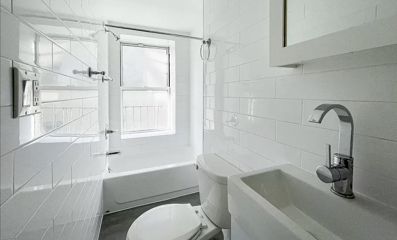 343 East 22nd Street, Apt 6