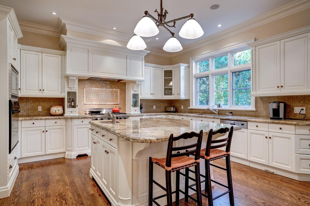 SOLD: Most Prestigious Location 