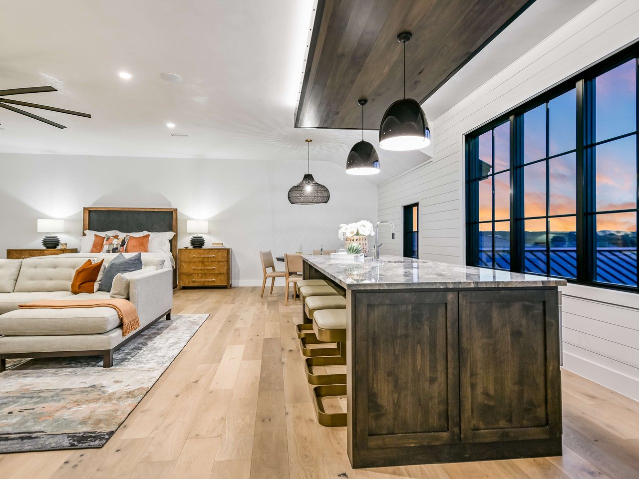 Alluring Amarra Masterpiece