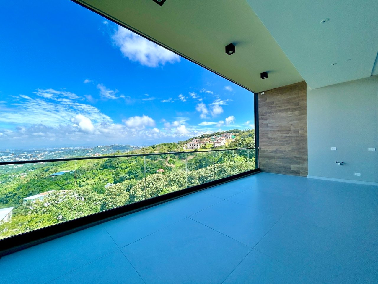 Modern Luxury Panoramic Penthouse, Santa Ana, San Jose