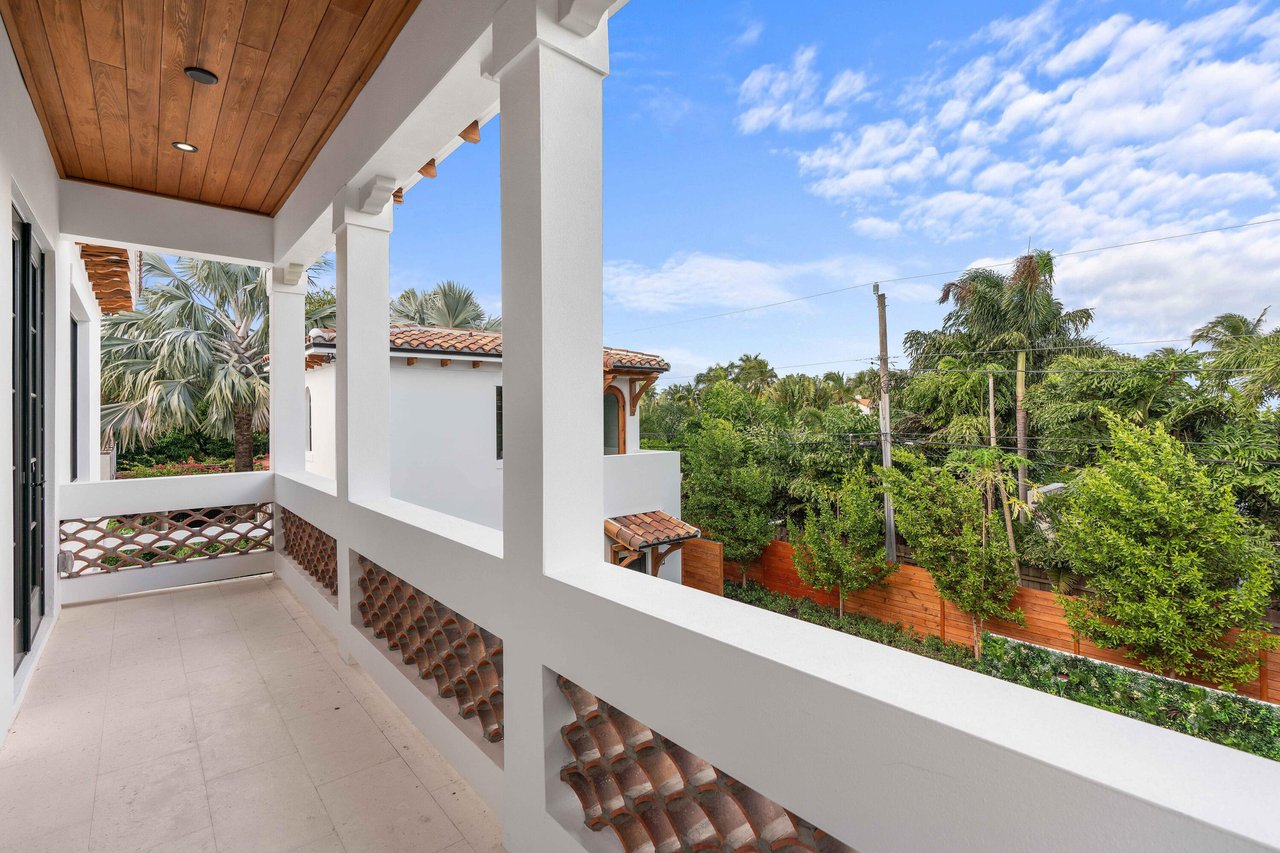 219 Pershing Way
