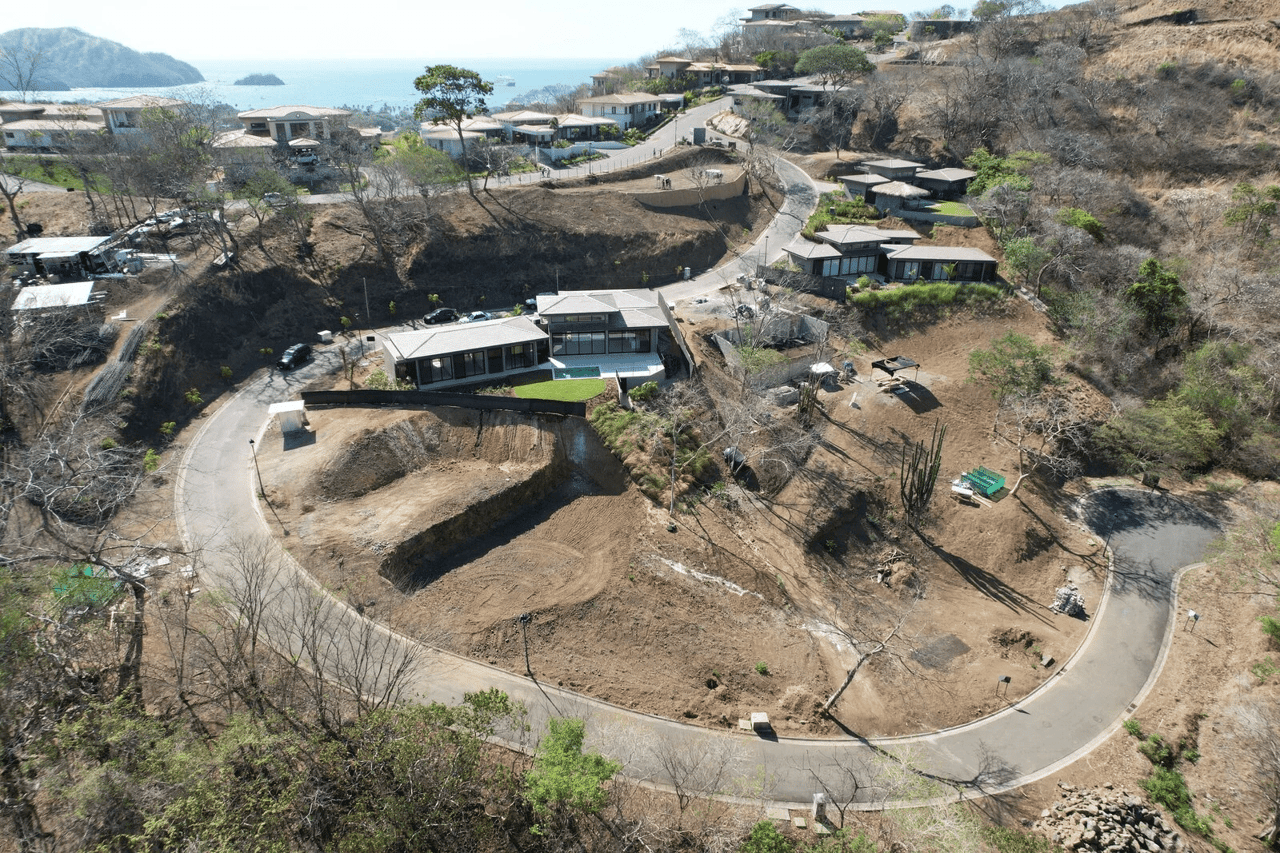 Modern Ecological Homes in Pacifico