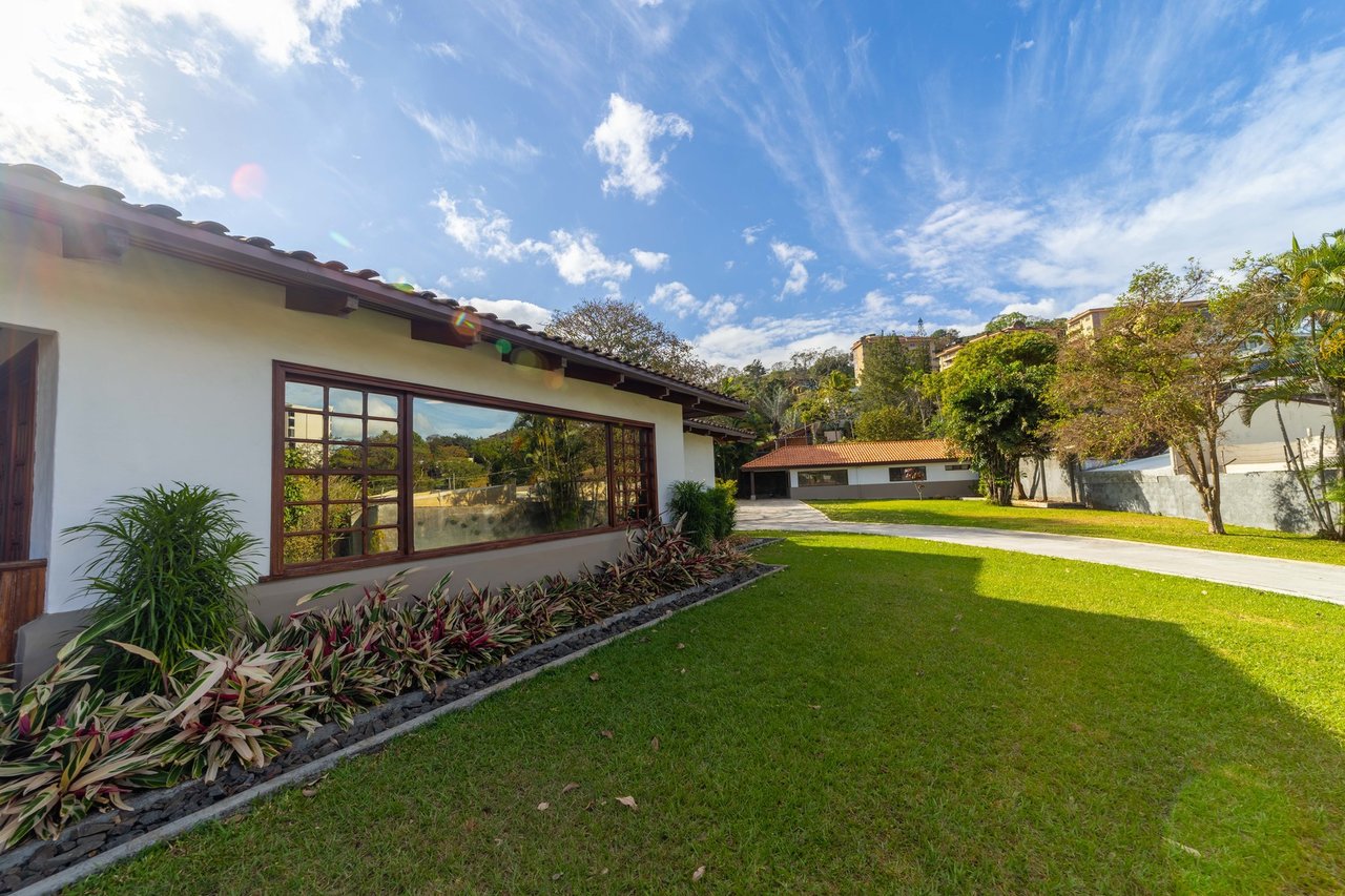 Private Gated Guest House Estate, Escazu, San Jose