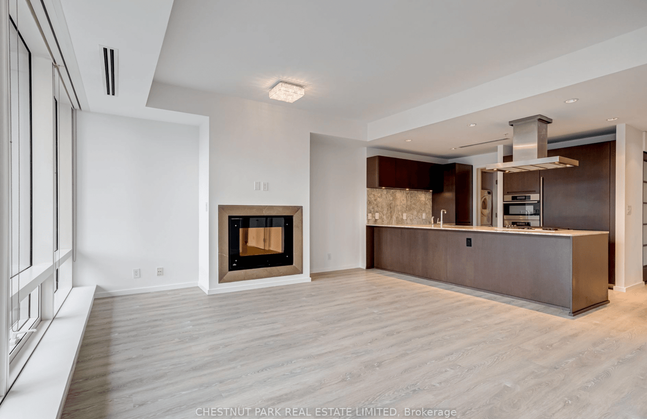 Suite 2903- 180 University Avenue