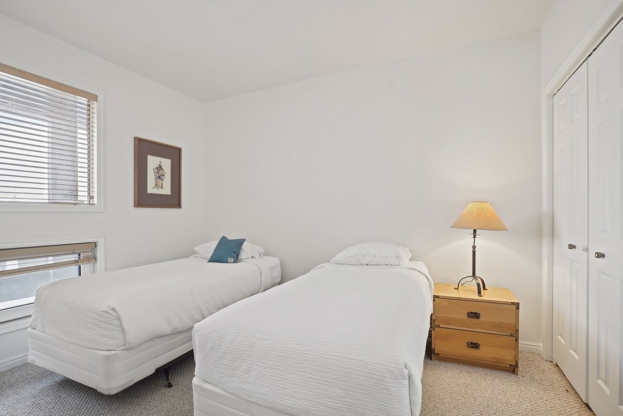 1403 Park Avenue #303