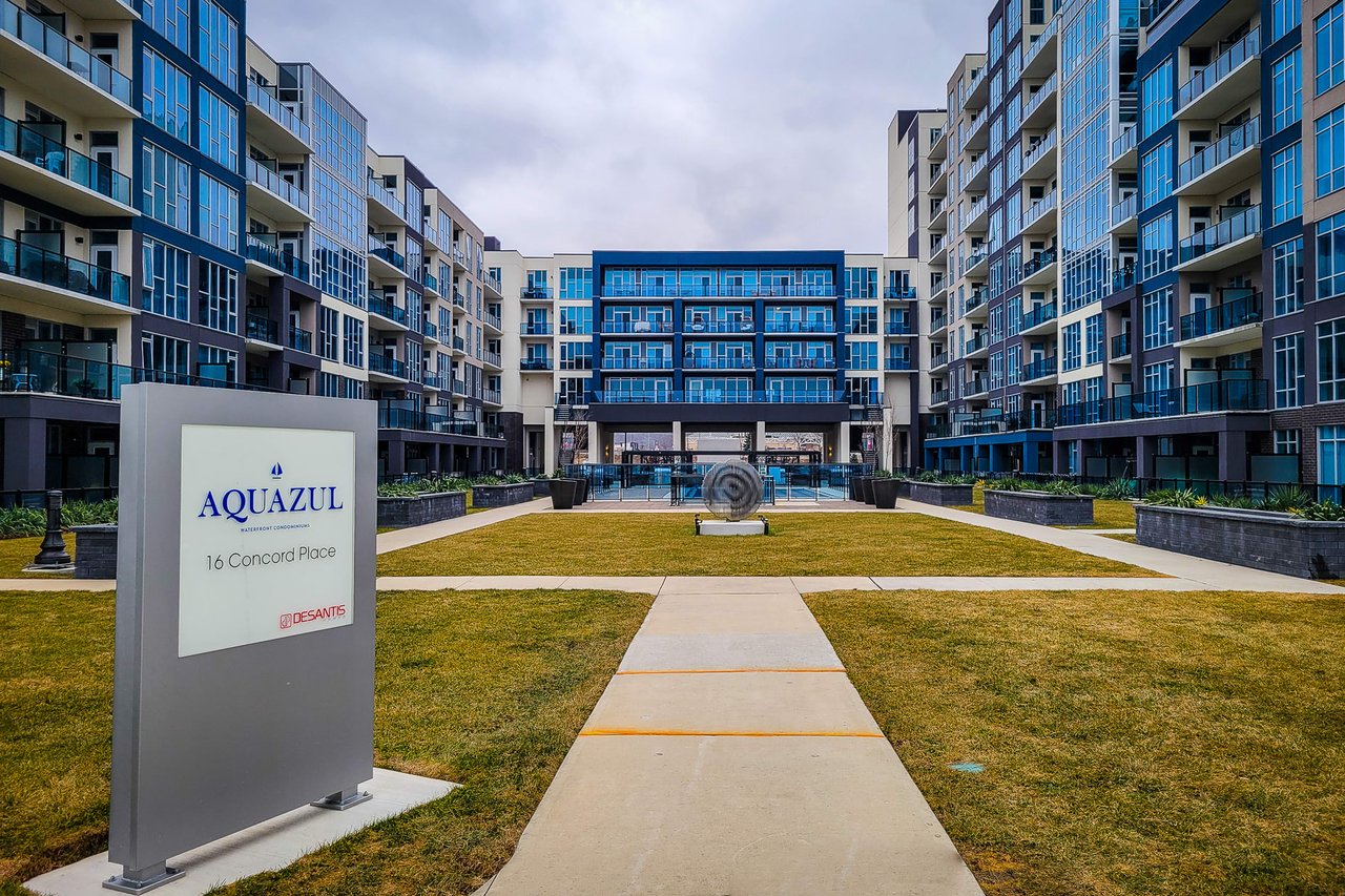 16 Concord Pl Unit: 447