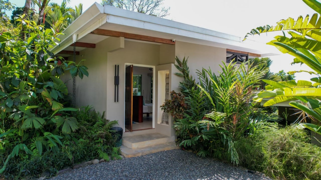 Balinese Style Oceanview Villa, Uvita, Puntarenas