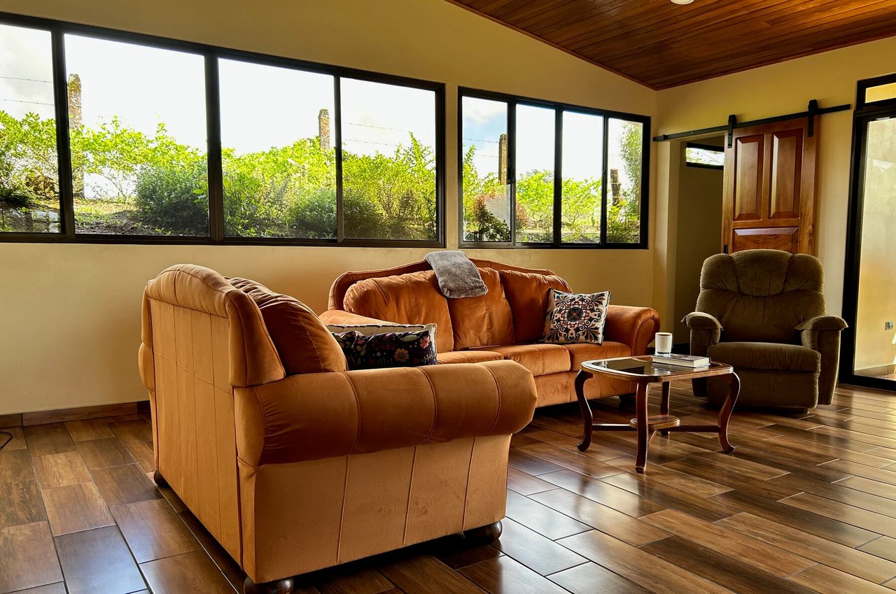 Lake View Home with Guest Casita, Lake Arenal, Alajuela