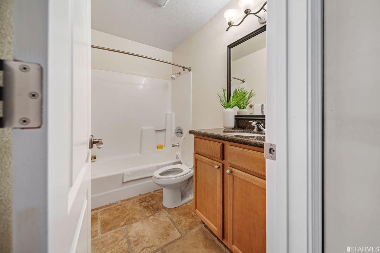 3238 Red Cedar Ter