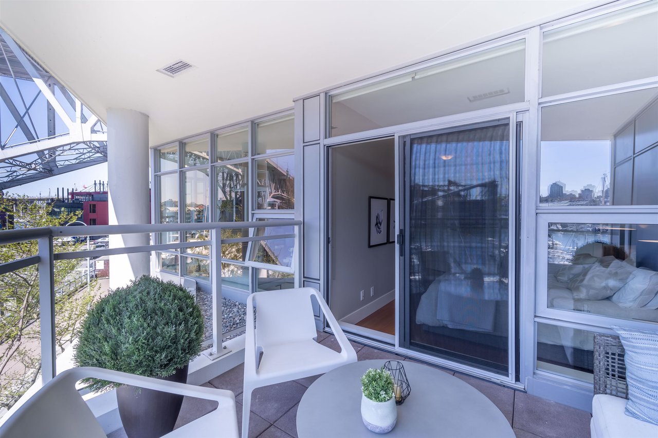 203-628 Kinghorne Mews, Vancouver