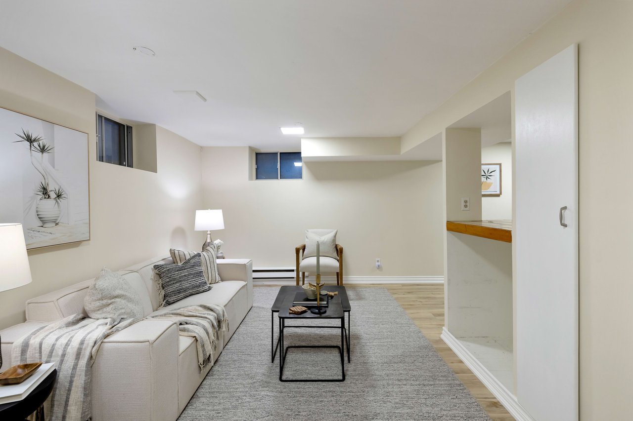 3 Hammersmith Ave
