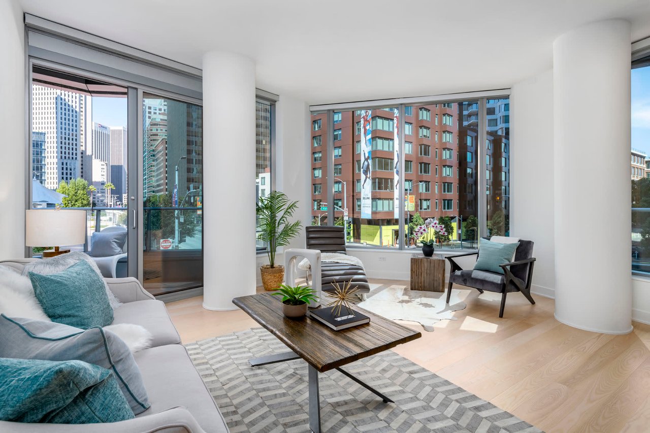 318 Main Street Unit: 2E