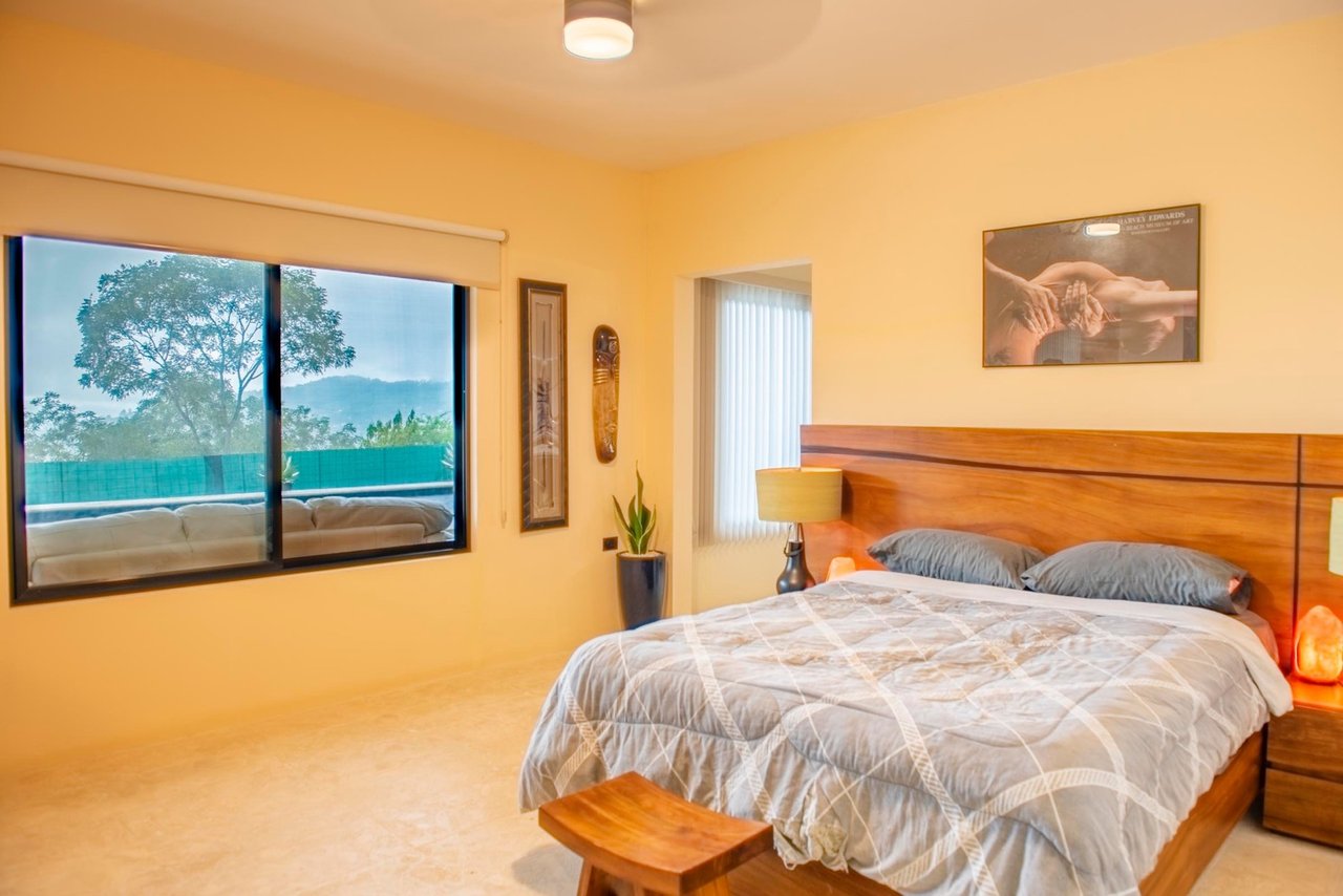 Tropical Villa with Guest Casita, Perez Zeledon, San Jose