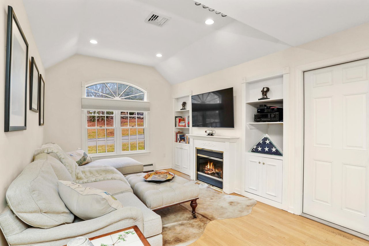 137 Long Lots Road
