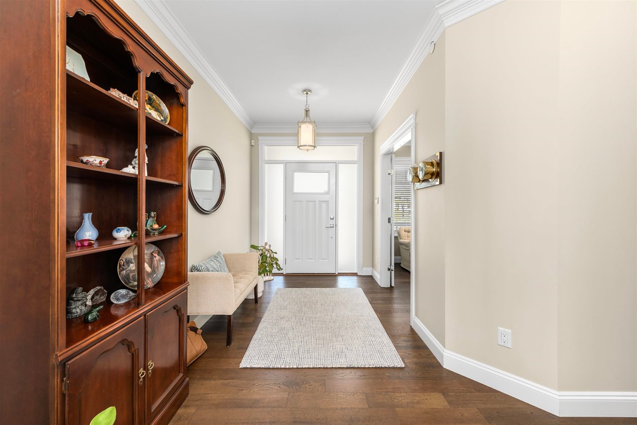 1833 Swan Rd