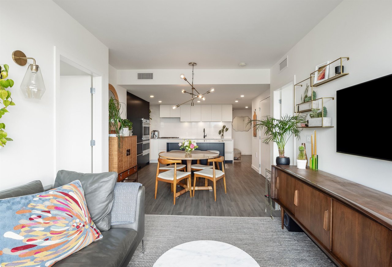 505-210 E 5th Ave