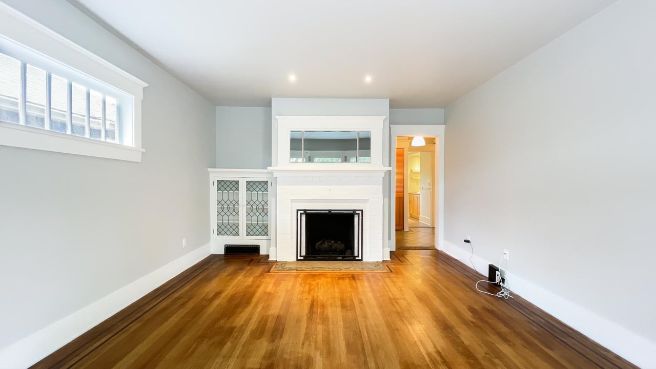 451 E 47th Ave