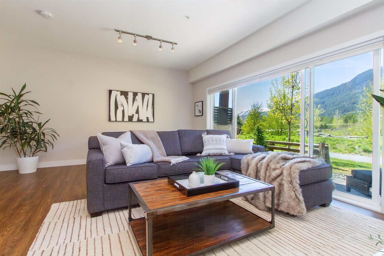 104-1025 Legacy Wy