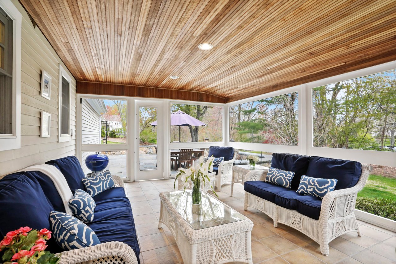 2 Pequot Drive