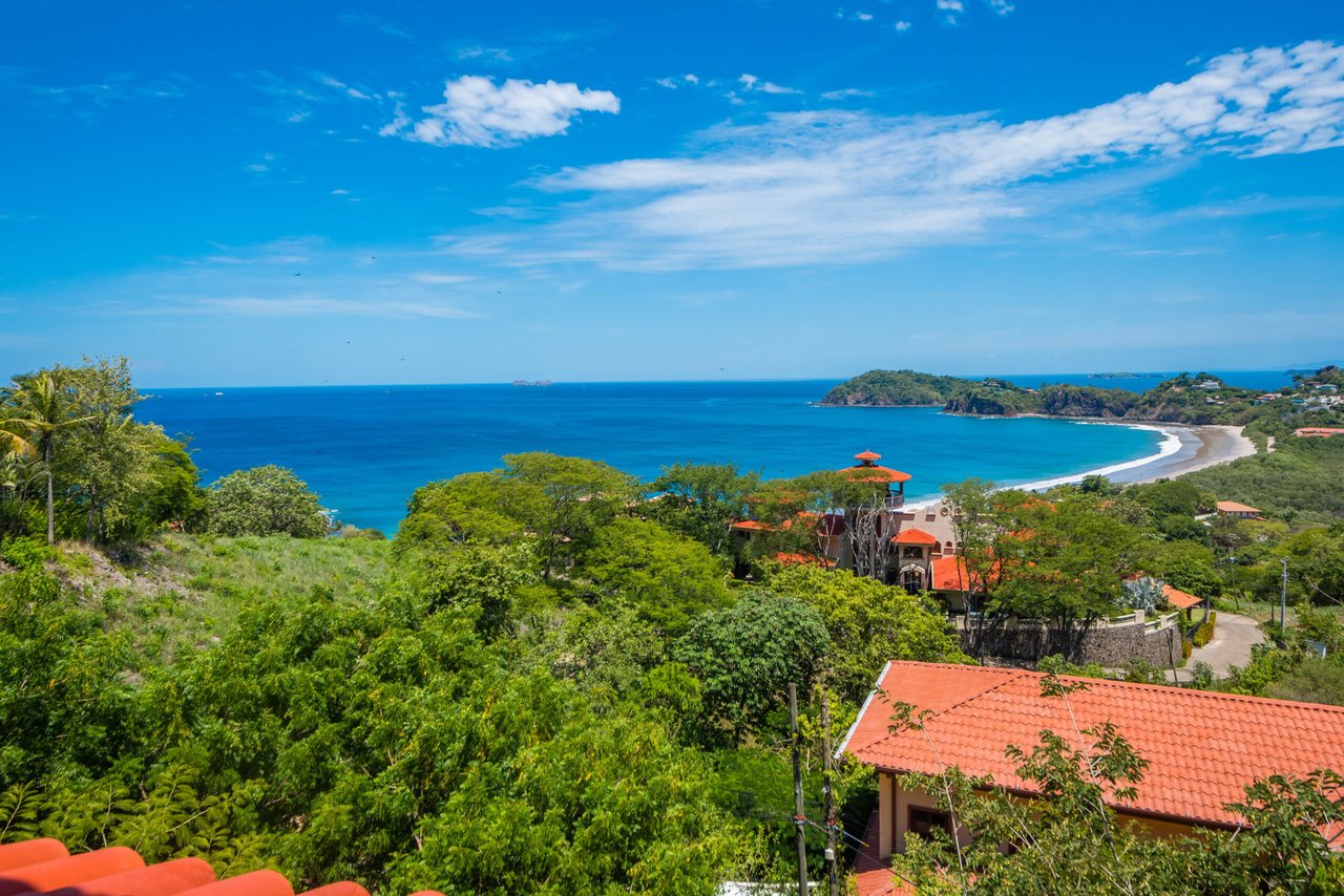 Infinity Pool Spanish Estate, Flamingo, Guanacaste