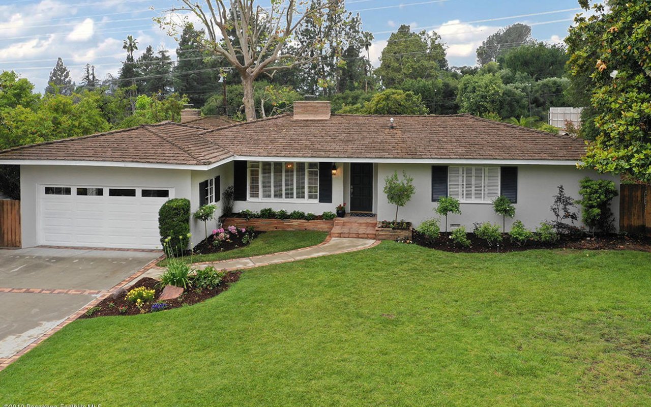 4825 Fairlawn Dr
