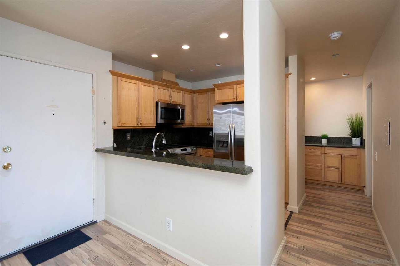 4060  Huerfano Ave, #240