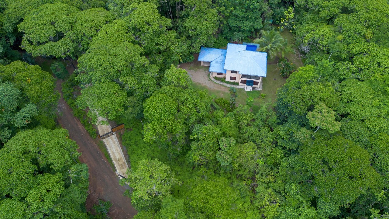 3 Bedroom Jungle Home in Ojochal