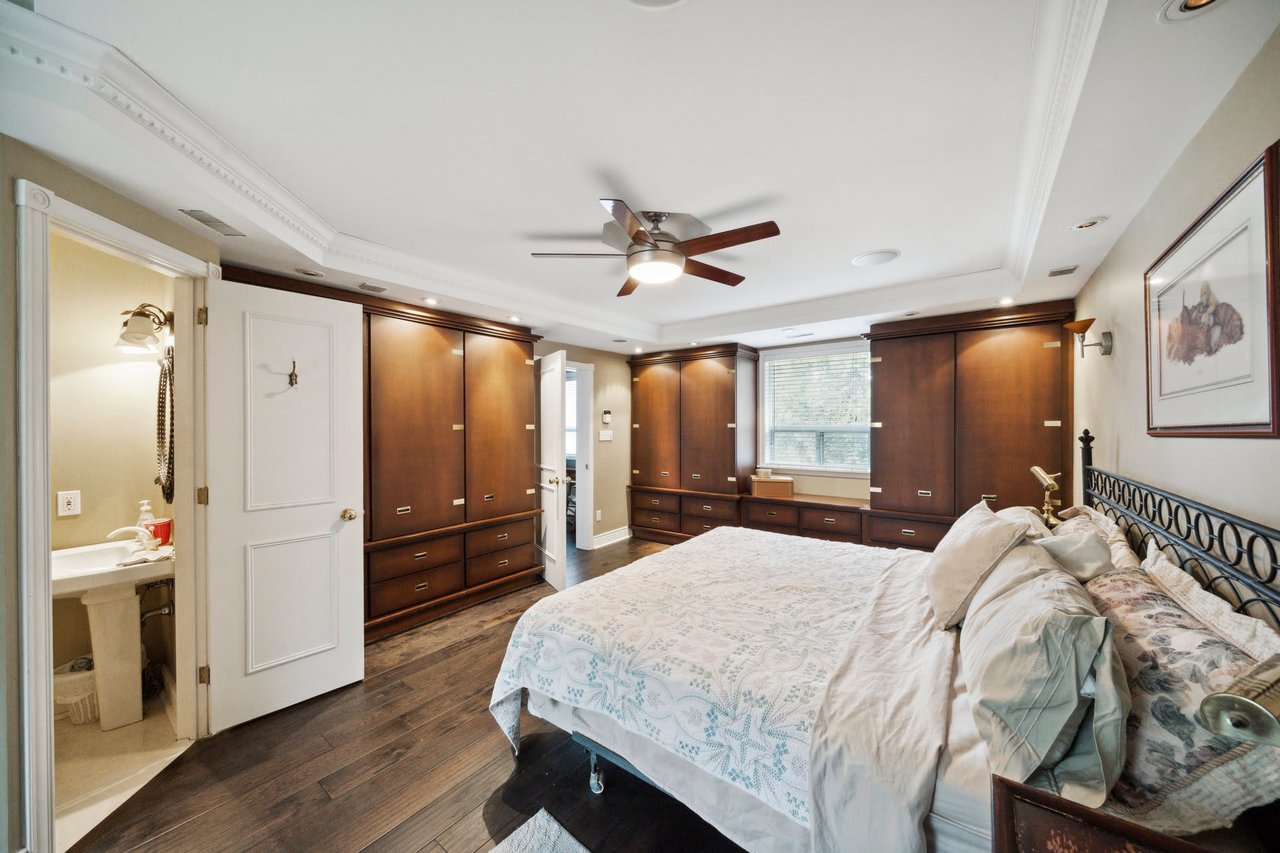 50 Harborn Rd