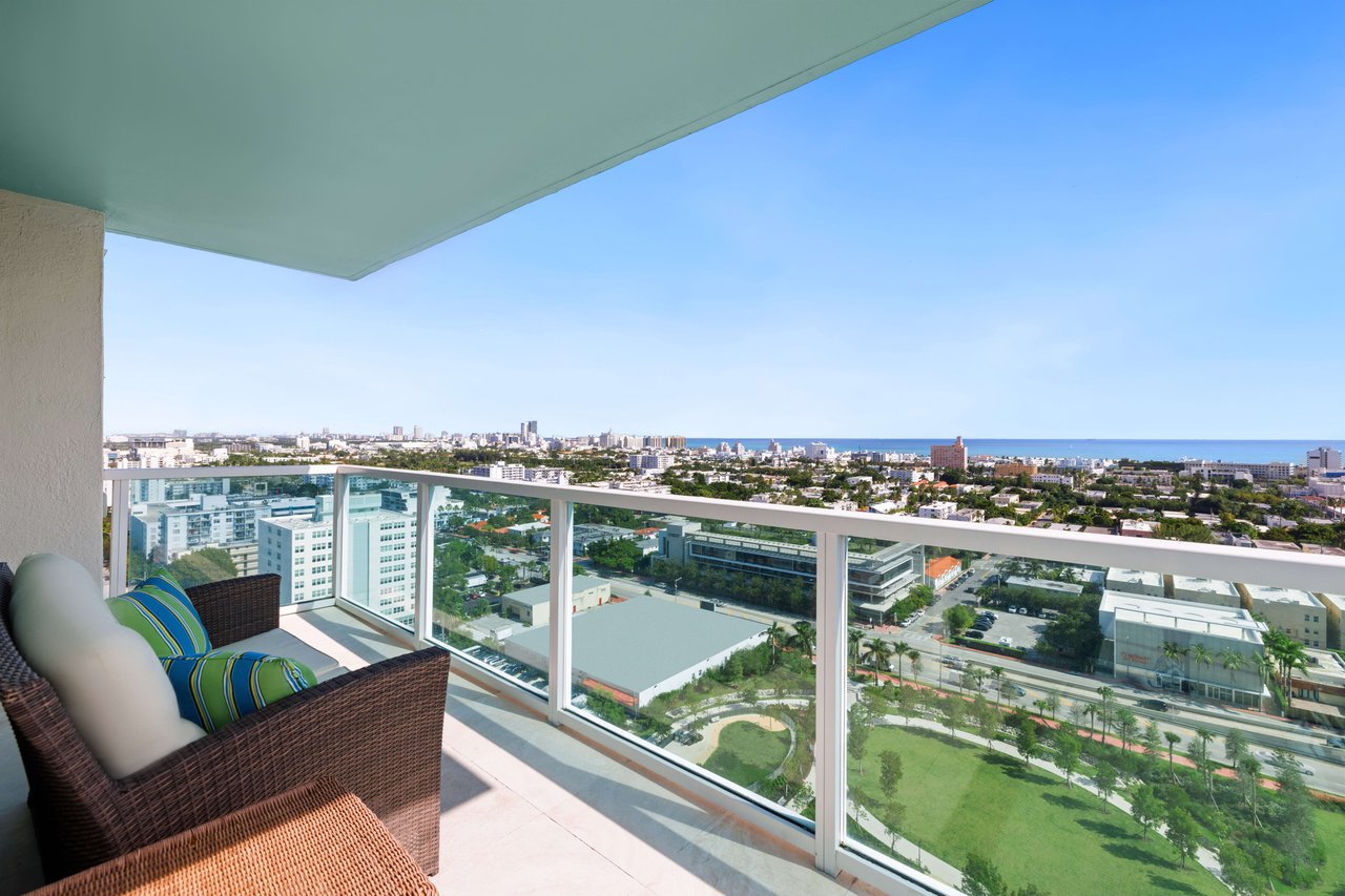 650 West Ave Unit: 2102