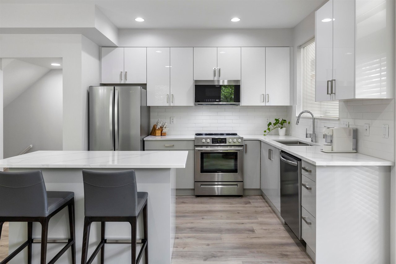 38-16772 61 Ave