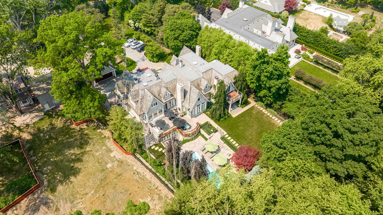 Ranch Inspired Estate in Oakville 