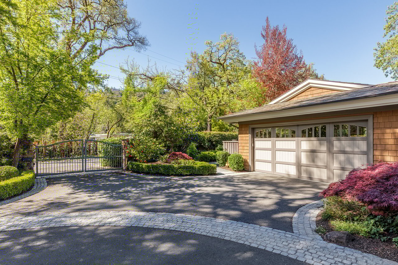 LEASED IN ROSS