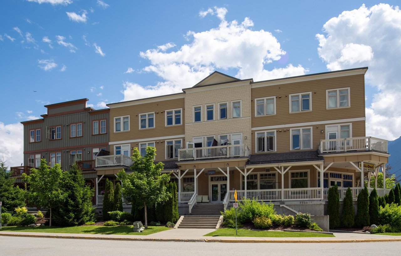 205-7330 Arbutus Street, Pemberton