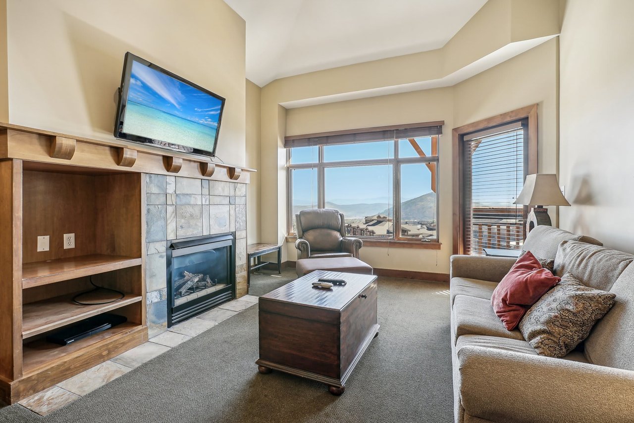 3720 Sundial Ct B517