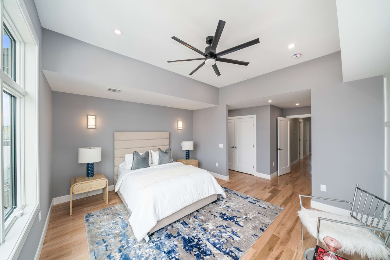 317 8th Street 2