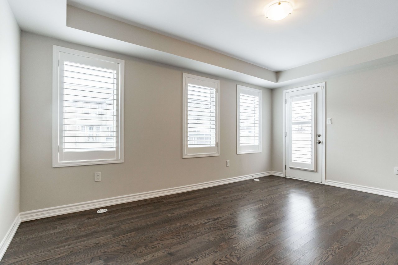 Townhome in Desirable Preserve Community!